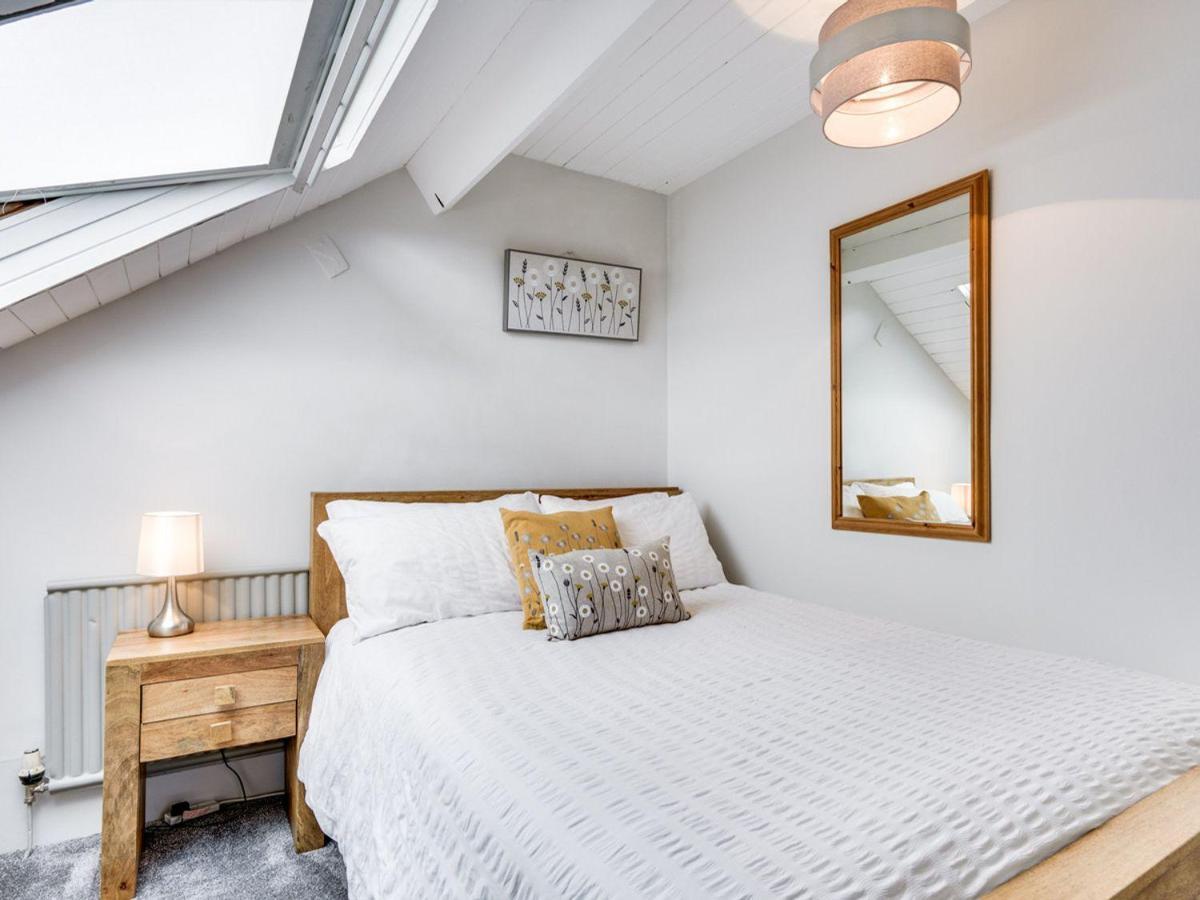 Gorgeous Cottage In Bowness Eksteriør billede